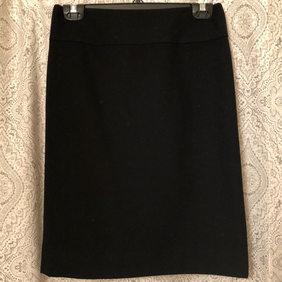 Banana Republic Wool Pencil Skirt Exposed Back Zip - Picture 2 of 4